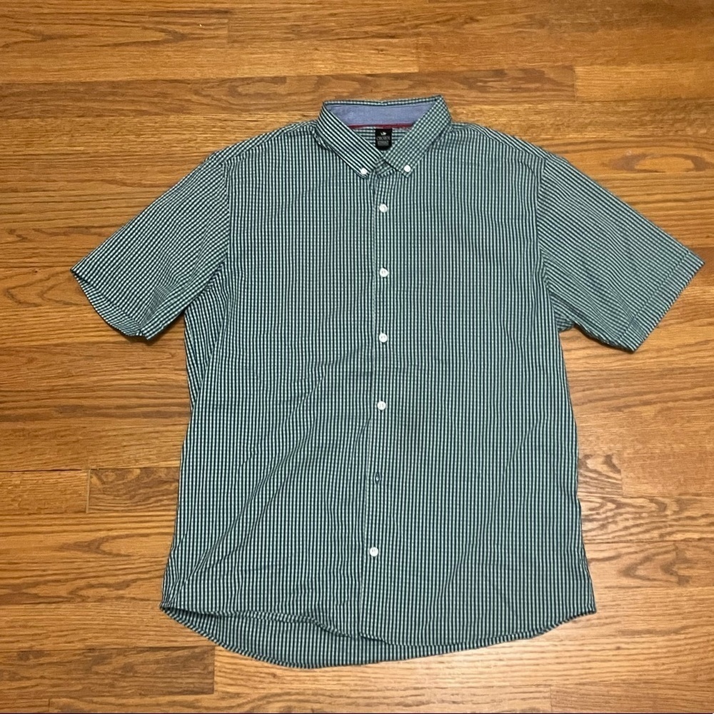 CROWN Street mens button down Size Large